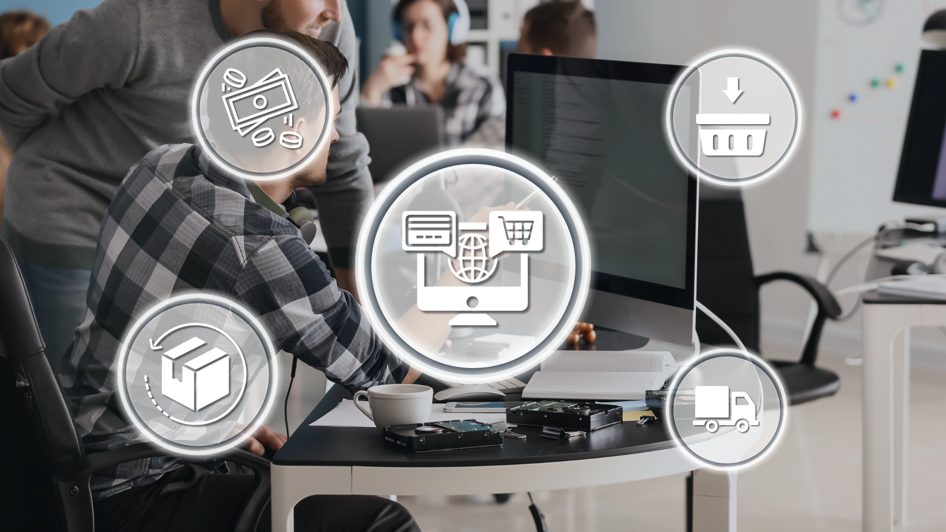 Office staff at a computer, surrounded by payment, shopping basket, returns and delivery icons – e-commerce specialist tasks